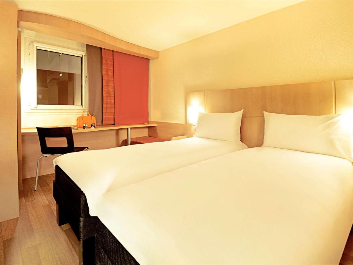 Ibis 3*